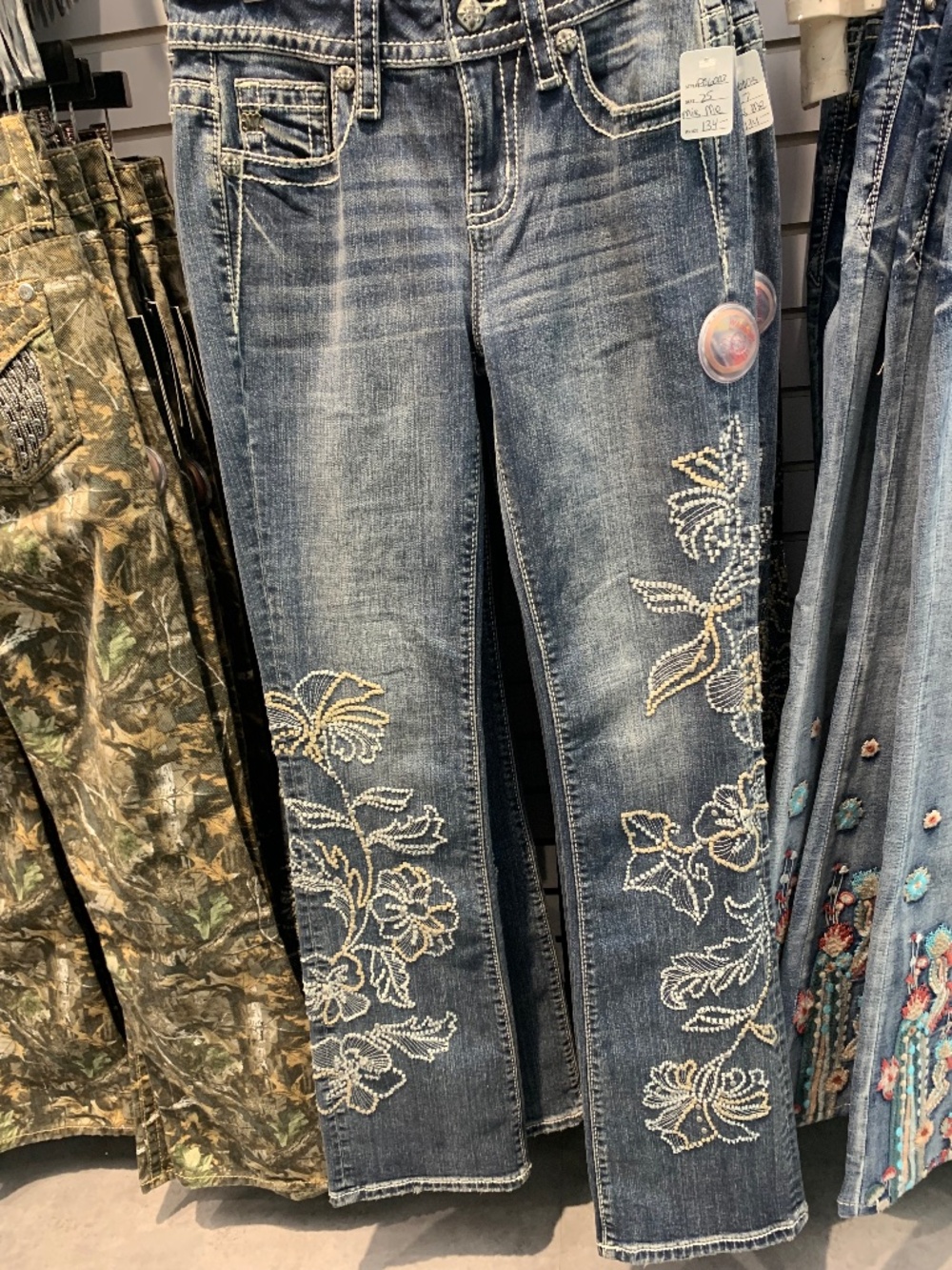 NWT Miss Me bootcut with embroidered flower down leg